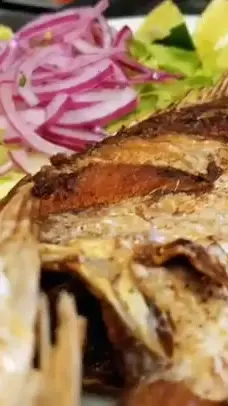  in Florida showing food, crispy snapper fish, video by La Granja Port Saint Lucie on Facebook
