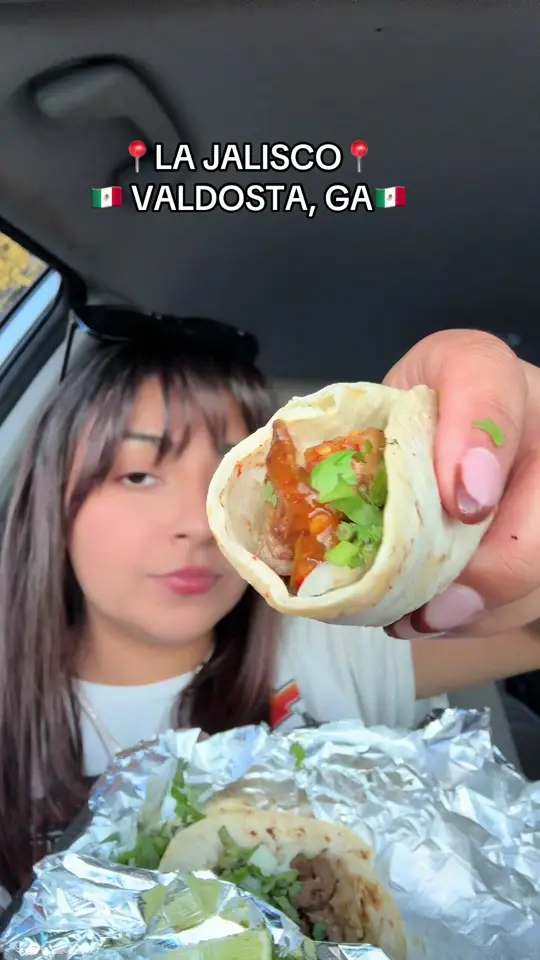 La Jalisco Supermercado in Valdosta showing visit, grocery store, restaurant, authentic mexican food, conchas, tacos de asada, taco al pastor, video by jan.aj22 on TikTok