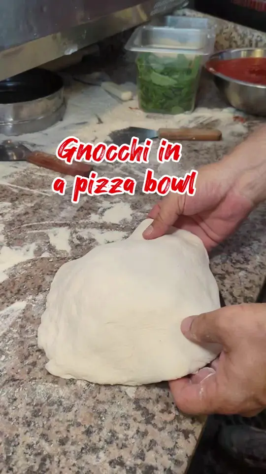 La Leggenda Pizzeria in Miami Beach showing pizza, gnocchi, video by the_roamingfoodie on TikTok