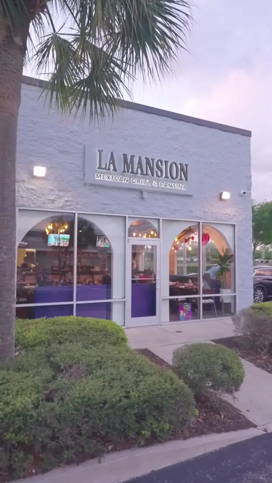 LA MANSION in New Port Richey showing restaurant, authentic mexican flavors, handcrafted cocktails, family dinner, celebration, casual lunch, video by lamansiongrill on TikTok