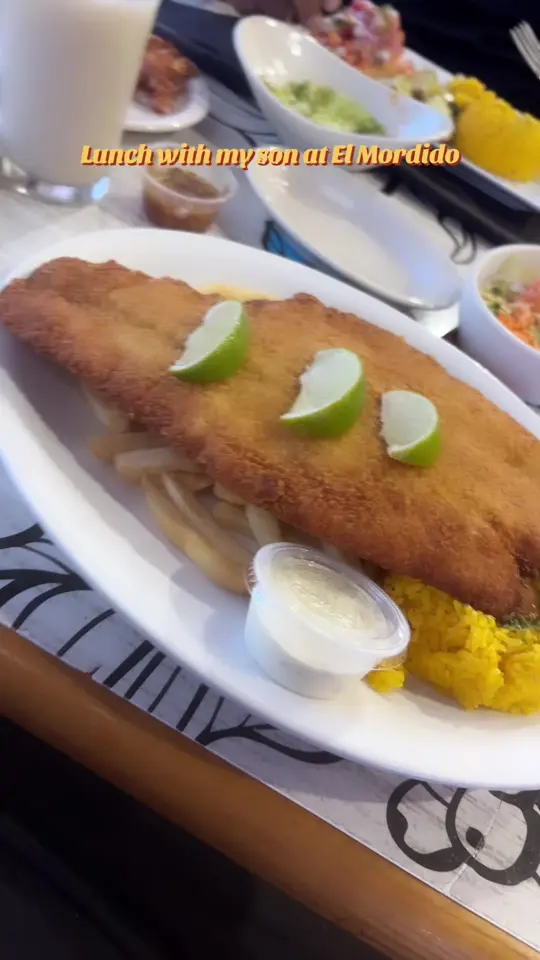 La Mordida Restaurant Bar & Grill in Clearwater showing review, visit, video by germania8829 on TikTok