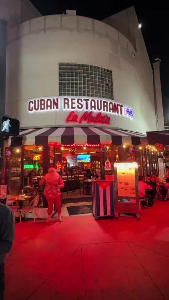 La Mulata in Miami Beach showing food review, cuban food, video by lacecreationz on TikTok