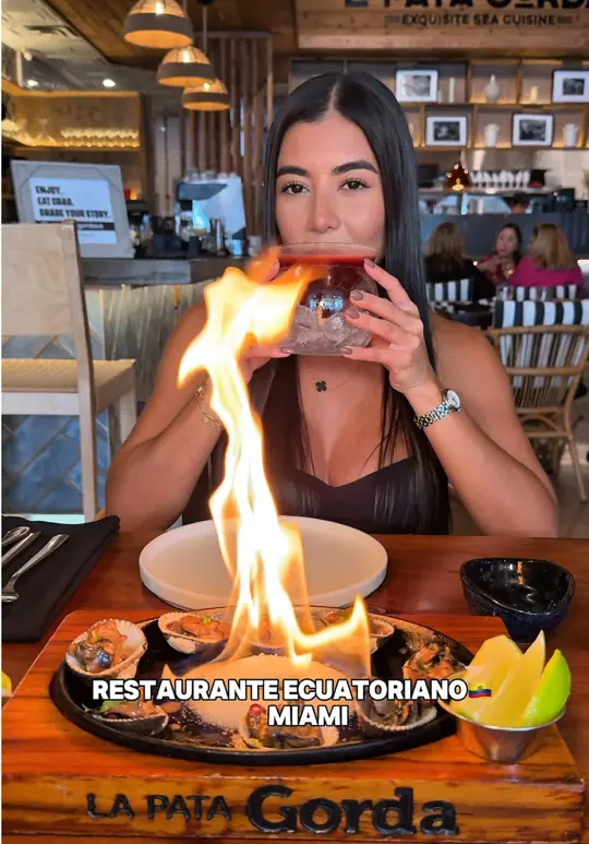 La Pata Gorda in Coral Gables showing restaurant, ecuadorian food, grilled conchas, la pata gorda platter, seafood, video by gabrielaromeros on TikTok