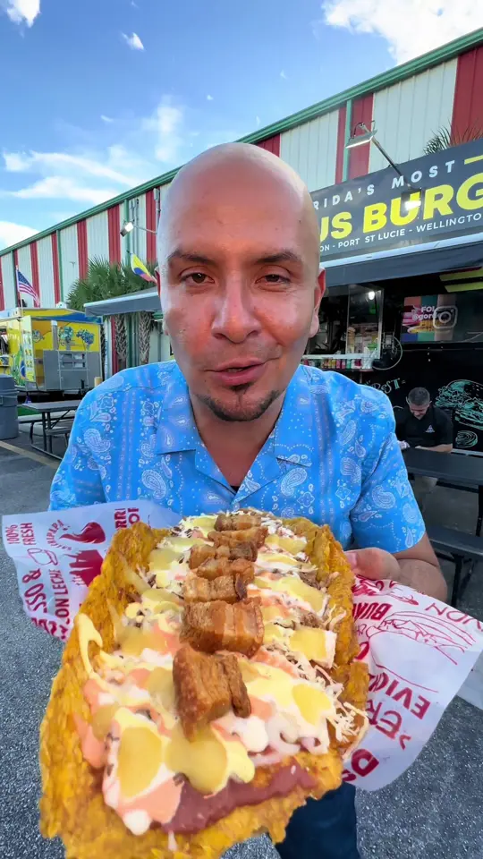 La Perrada del Gordo Port Saint Lucie in Port St. Lucie showing food truck, colombian food, video by luisitomastertoledo on TikTok