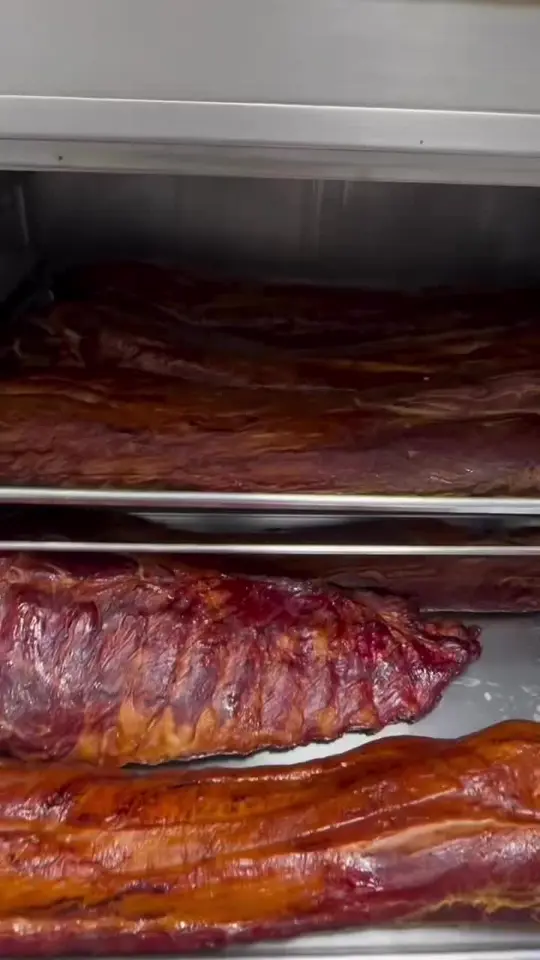 La Vaquita Bakery Lantana in Florida showing food, smoked ribs, juicy loin, video by lavaquita_drivethru on TikTok