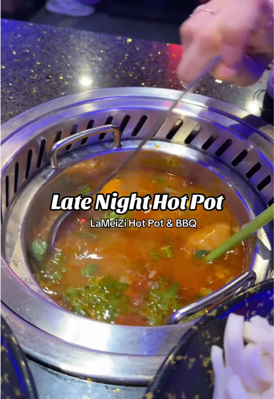LaMeiZi Hot Pot & BBQ 辣妹子火锅烧烤 in Tampa showing restaurant visit, all-you-can-eat hot pot, self-serve seafood, late night dining, video by thisjenngirl on TikTok