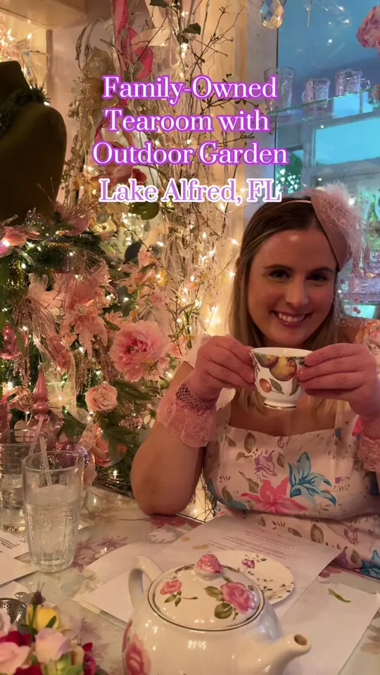 Lavender 'n Lace Tearoom in Lake Alfred showing review, visit, family-owned tearoom, 1920s estate, garden, outdoor seating, globally inspired menu, dessert, video by sunshineandkeylimeblog on TikTok