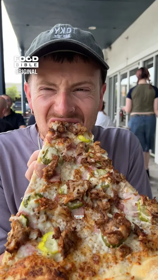 Lazy Moon Pizza in Orlando showing pizza, video by FOODbible on Facebook