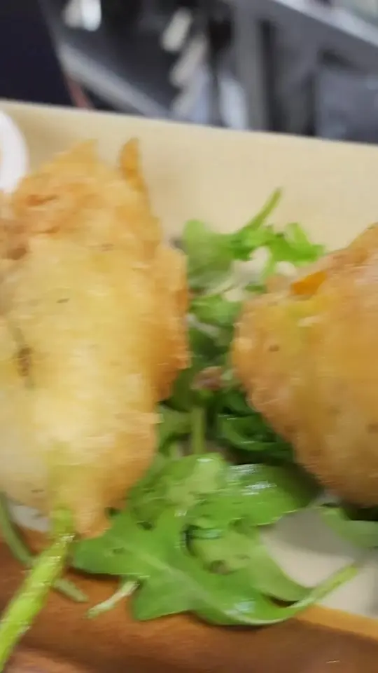 Le Sorelle Restaurant Downtown in Boca Raton showing restaurant, italian cuisine, lunch, dinner, video by Le Sorelle Restaurant on Facebook