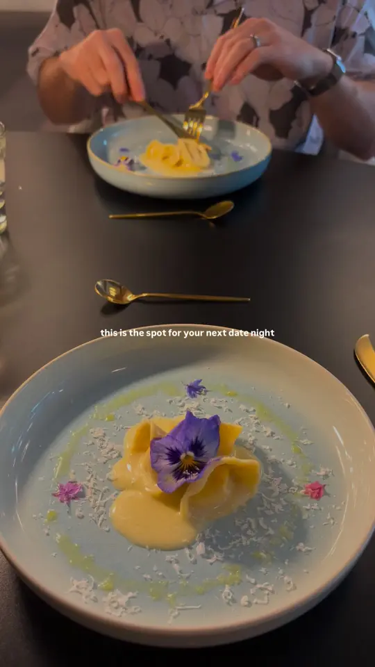 Leiah in Orlando showing review, award recognition, video by Downtown Orlando on Facebook