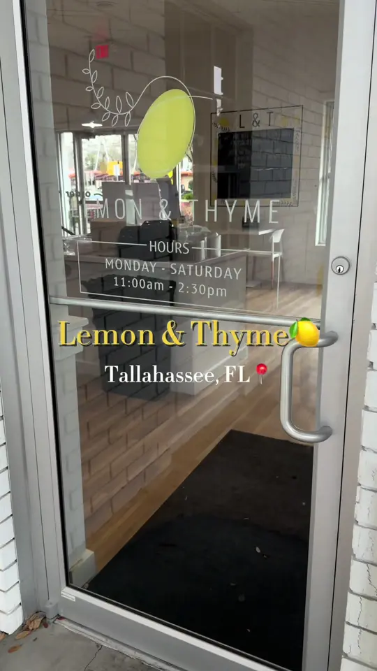 Lemon And Thyme in Tallahassee showing salad bar, salads, toppings, video by iheartkeimaraaa on TikTok