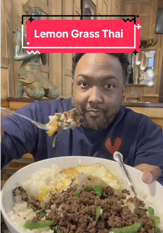 Lemon Grass Thai Kitchen in Tampa showing review, spring rolls, crab rangoon, drunken noodles, beef basil kra pow, pho, video by donnylb on TikTok