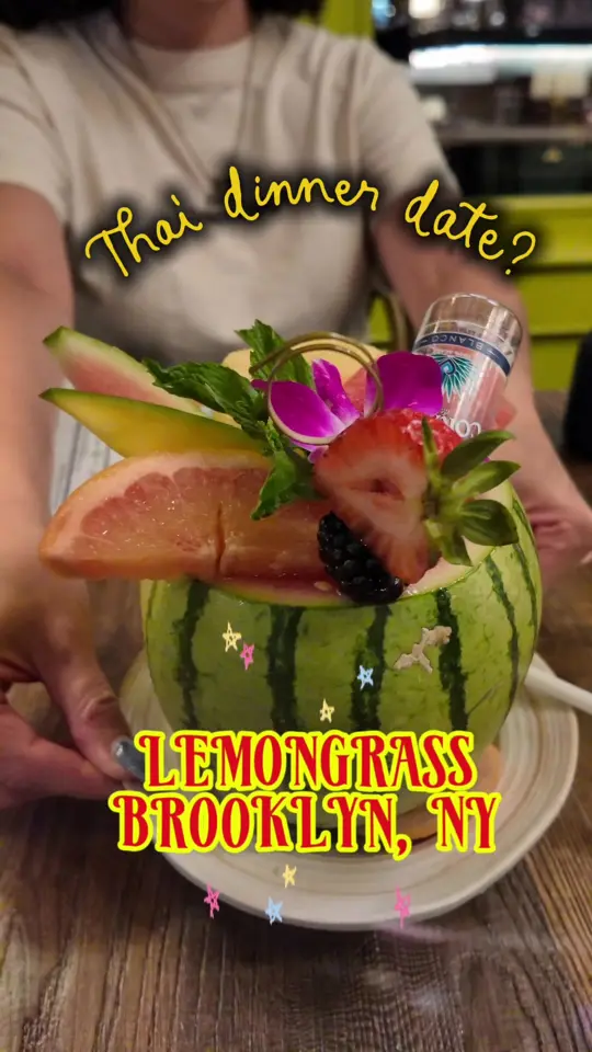 Lemongrass Thai Kitchen in Oviedo showing visit, review, video by adventuresbyanny on TikTok