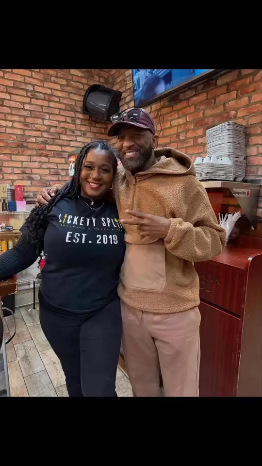 Lickety Split Southern Kitchen & Bar in Hapeville showing review, visit, video by Rickey Smiley on Facebook