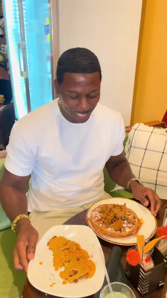 Life Bistro in Atlanta showing brunch, vegan food, video by lifebistro on TikTok