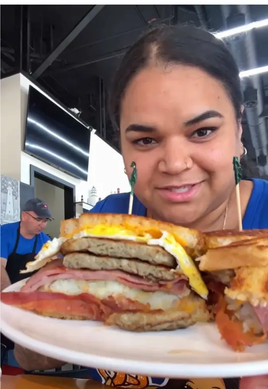 Lighthouse Cafe in Key Biscayne showing restaurant visit, review, video by justmostie on TikTok