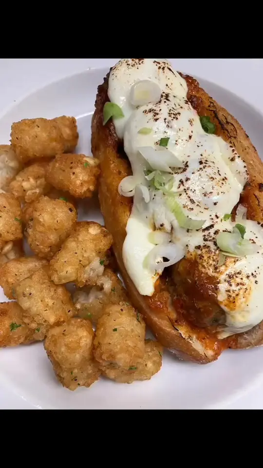 Lili's Restaurant and Bar in Savannah showing restaurant, bar, video by Lili's Restaurant & Bar on Facebook