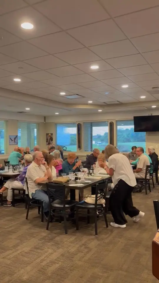 Linkside Cafe in Punta Gorda, video by Linkside Cafe on Facebook