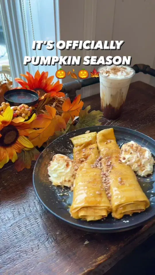 Lisa's Creperie & Cafe in Senoia showing food, pumpkin roll crêpe, video by lisas.creperie on TikTok
