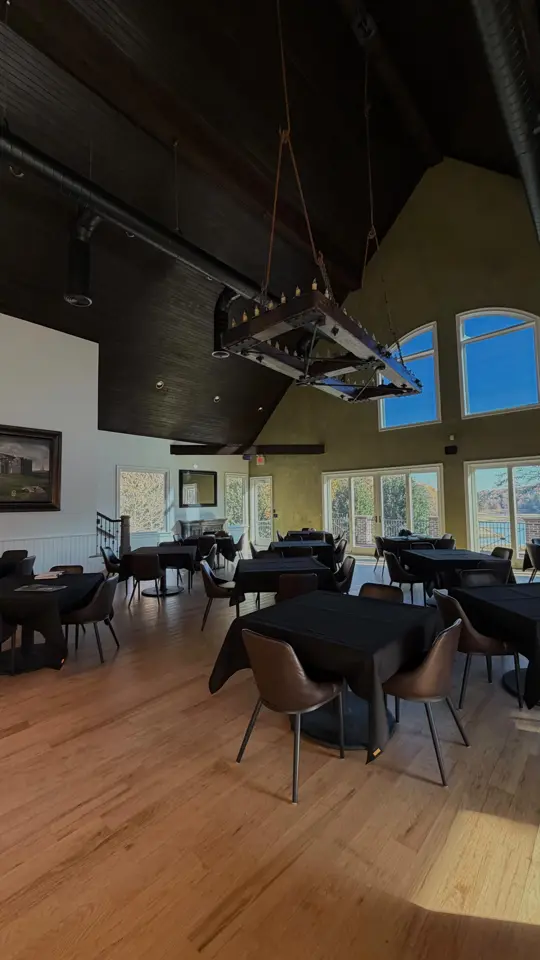 Logan's at Royal Lakes in Flowery Branch showing visit, bar, lounge, video by Roland O'Donovan Stanley on Facebook