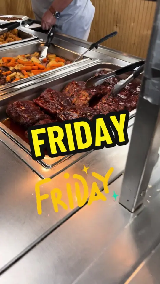 Loretta's Country Kitchen in Oakwood showing food, fish, ribs, shrimp, stew, video by lorettaskitchenoakwood on TikTok