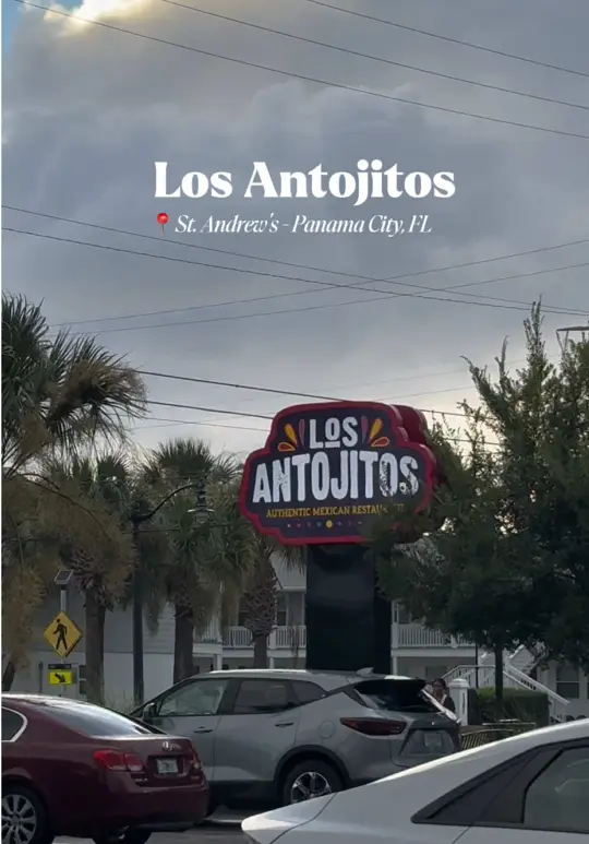 Los Antojitos Mexican Restaurant in Panama City showing mexican food, tacos, burritos, video by itsjennanicoless on TikTok