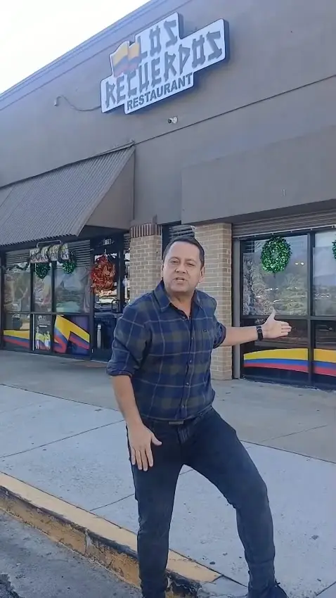 Los Recuerdos Colombian Restaurant in Lawrenceville showing food, colombian food, video by Los Recuerdos Atlanta - Colombian Food on Facebook