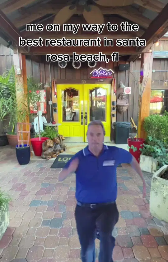 Louis Louis in Santa Rosa Beach showing crawfish, pasta, key lime pie, video by louislouissrb on TikTok