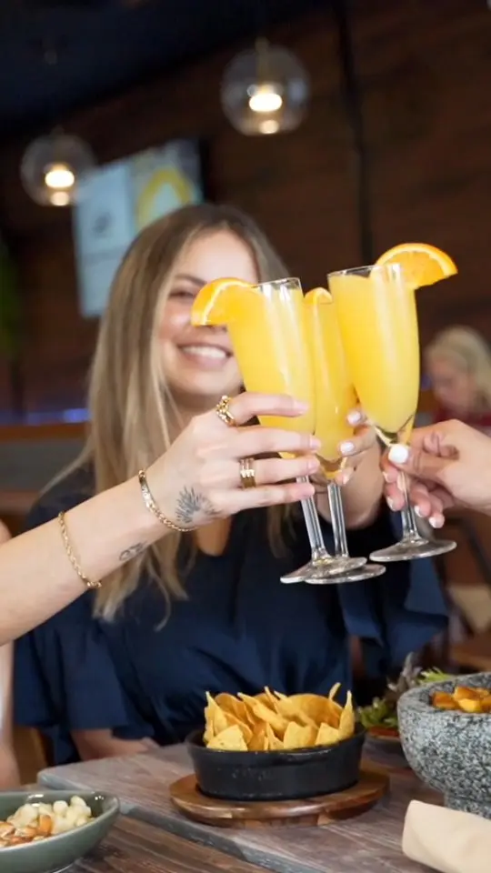  in Florida showing brunch, bottomless mimosas, grilled favorites, carne asada, comfort bowls, latin delights, video by Luka Restaurant on Facebook