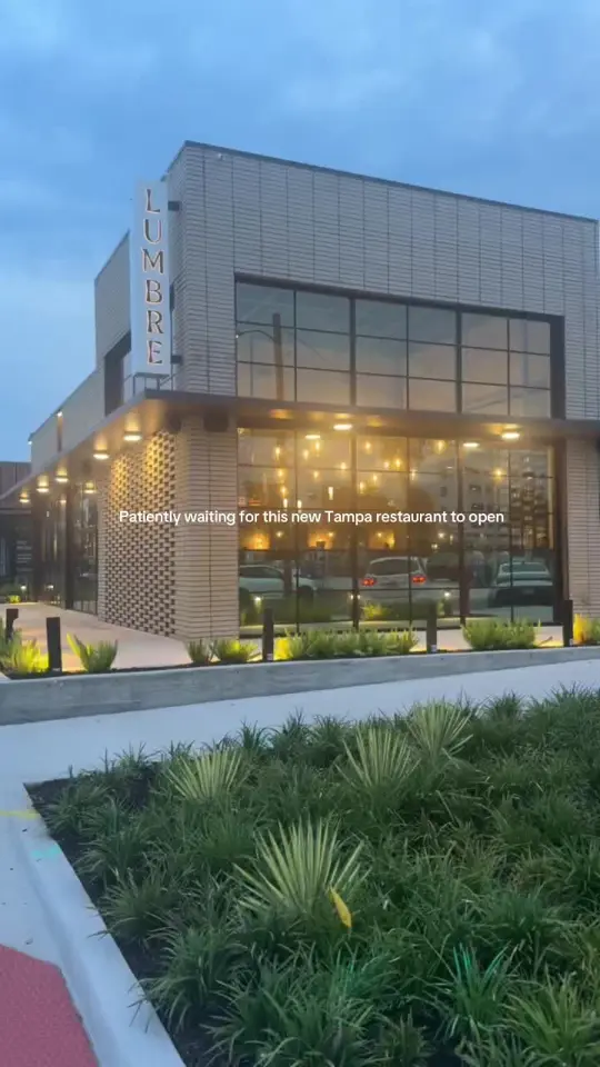 Lumbre in Tampa showing restaurant opening, spanish cuisine, tapas, seafood, wine list, video by herlifeintampa on TikTok