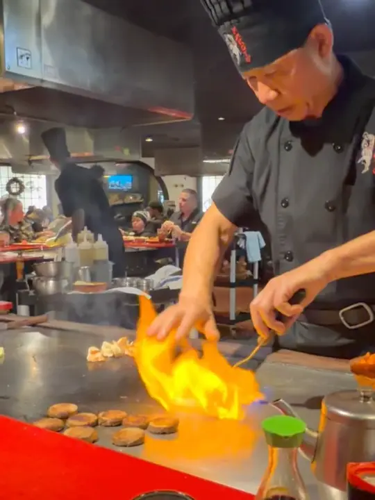 Makotos Japanese Steakhouse & Sushi in Melbourne showing food, hibachi dinner, video by thepromopete on TikTok