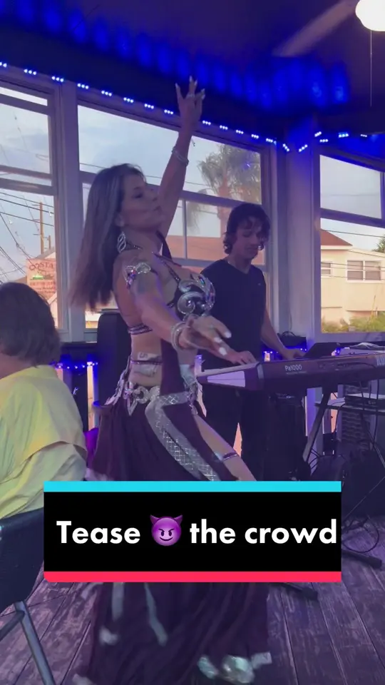 Mama's Greek Cuisine in Tarpon Springs showing visit, atmosphere, dance performance, video by gypsi_erin on TikTok