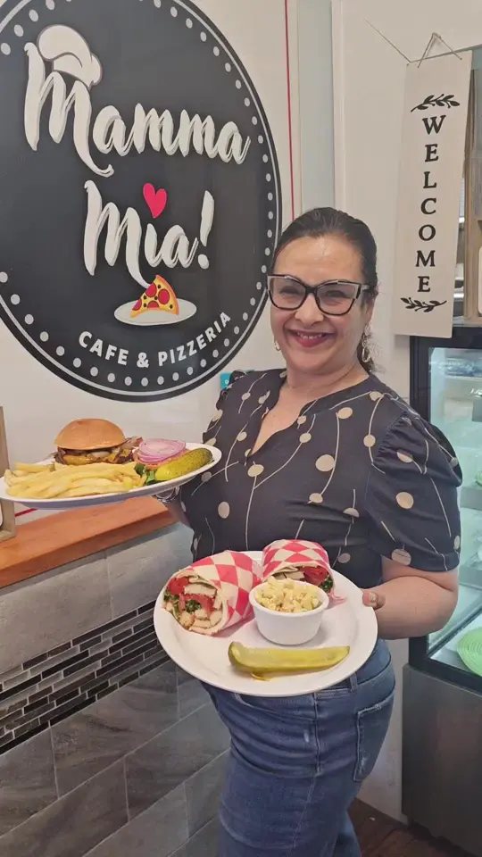 Mamma Mia Bistro in Wilton Manors showing burger, brunch, lunch, dinner, catering, video by mammamianw on TikTok