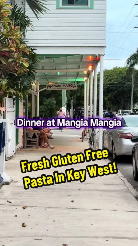 Mangia Mangia in Key West showing review, gluten free food, fresh pasta, video by unapologeticallysarat on TikTok