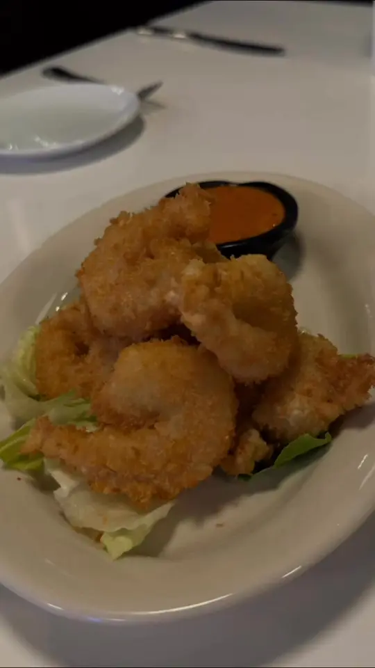 Mangosteen Dunedin in Dunedin showing review, visit, atmosphere, food, sushi, pad thai, video by DunedinLove on Facebook