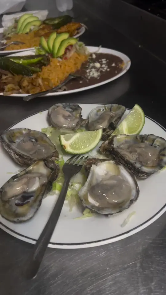 Marisquería Guanajuato in Fort Myers showing restaurant, marisquería, video by Marisquería restaurant Guanajuato on Facebook
