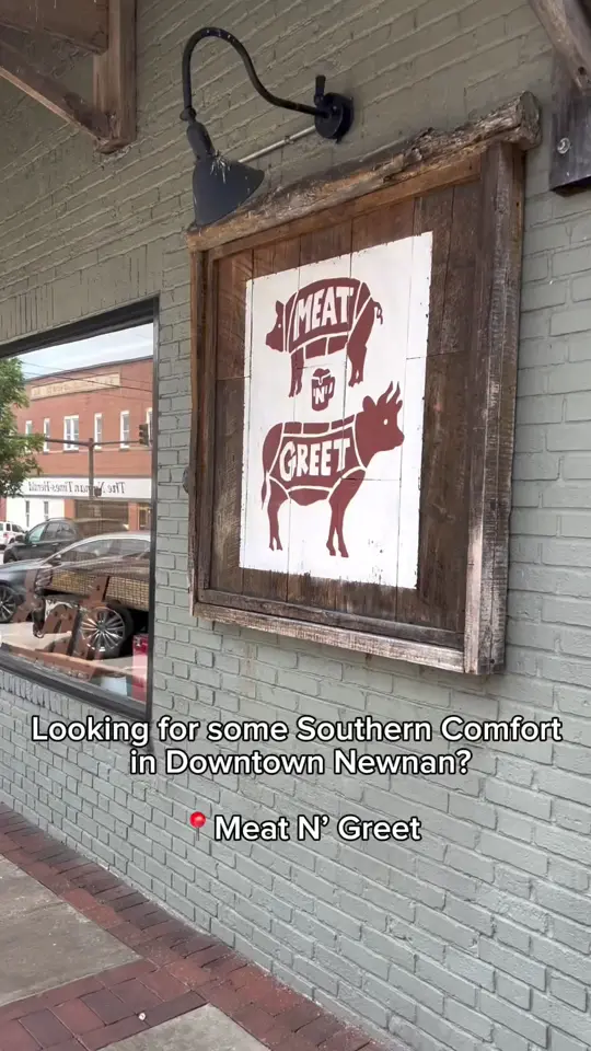 Meat N Greet in Newnan showing review, visit, craft burgers, salads, hand-dipped corndogs, smoked meats, video by Country Fried Creative on Facebook
