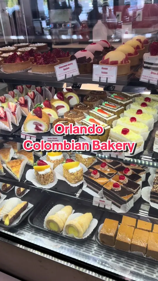 Mecatos Bakery & Café in Orlando showing review, coffee, pastries, empanadas, video by ariannaohyeah on TikTok
