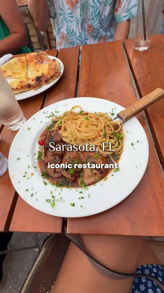 Mediterraneo in Sarasota showing pizza, calamari, video by sarasotawithjulia on TikTok