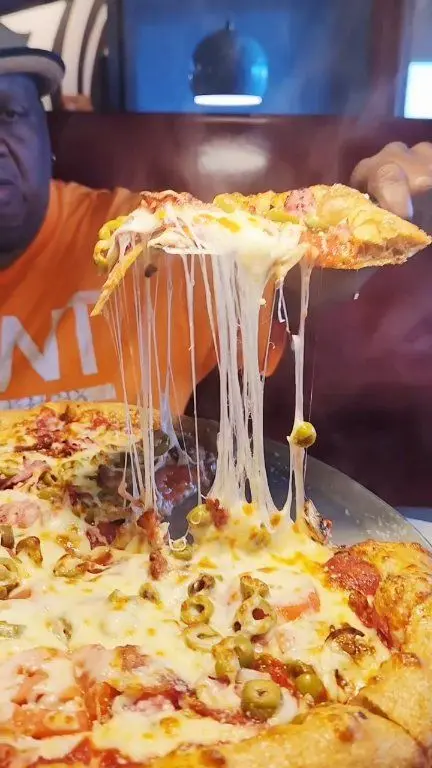 Mellow Mushroom Suwanee in Suwanee showing pizza, review, video by Cooking with Chef Bunky D and Tonia on Facebook