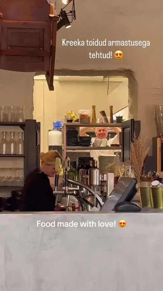 Meraki Greek Bistro in Miami showing food, greek food, video by meraki.haapsalu on TikTok