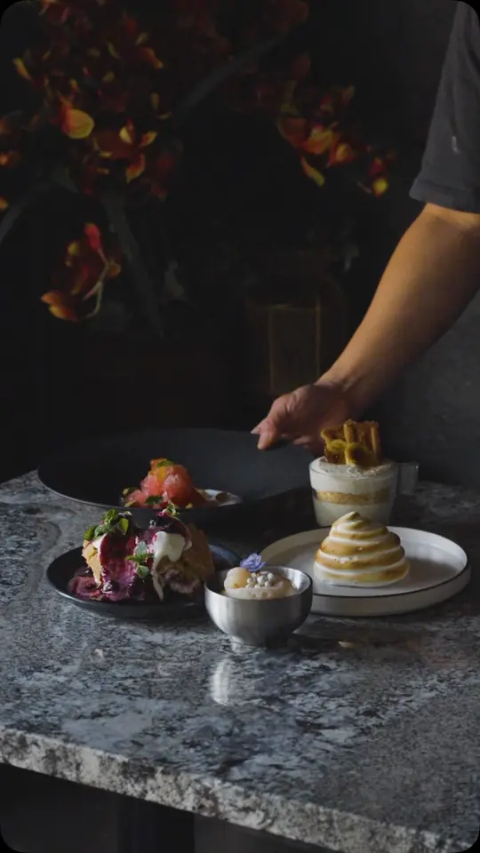  in Florida showing dessert, cake, video by Mesa Jax on Facebook