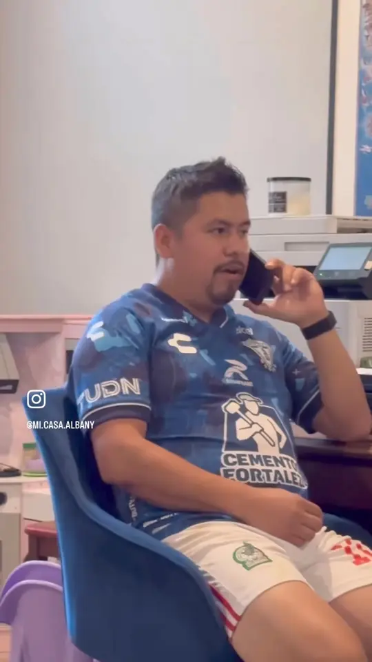 Mi Casa Mexican Restaurant in Woodstock showing restaurant owner, daily operations, behind the scenes, video by Mi Casa Mexican Restaurant on Facebook