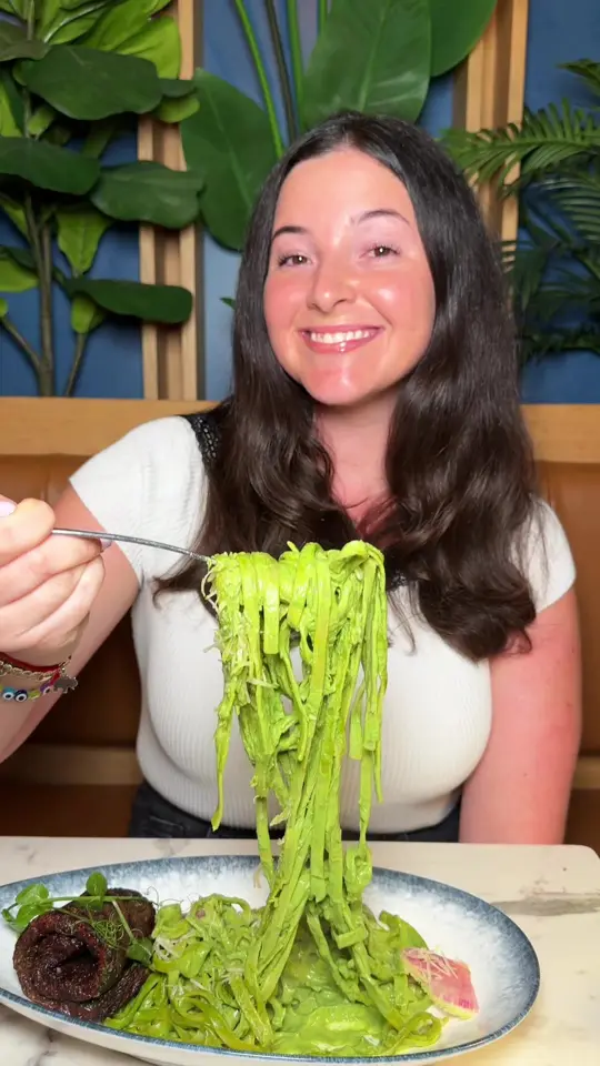 Miami Eats on TikTok, video by treatyoselfeverywhere