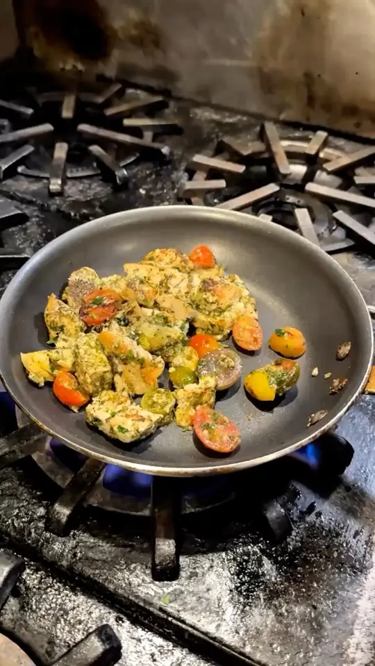  in Florida showing food, bucatini grilled chicken & artichoke, video by Michael John's - French-American Steakho on Facebook