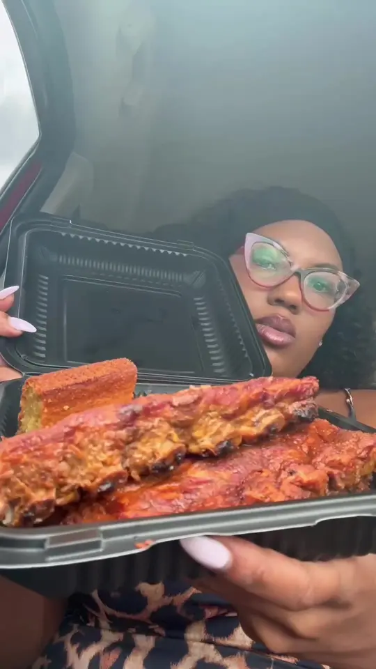 Mission BBQ on TikTok, video by thestrawberrishow