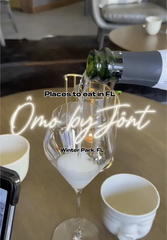 Ômo by Jônt in Winter Park showing review, dining experience, video by kaymarie023 on TikTok