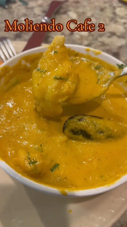 Moliendo Cafe in Albany showing review, visit, video by Albany Lou on Facebook