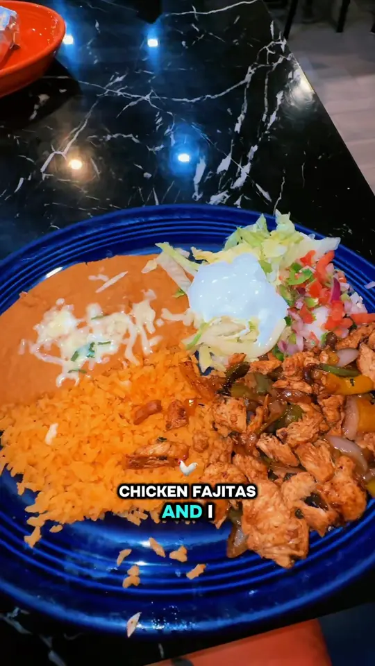 Monterrey Mexican Restaurant in Woodstock showing review, visit, atmosphere, friendly staff, quick service, guacamole, queso, video by Gulf Coast Foodie with Bre on Facebook