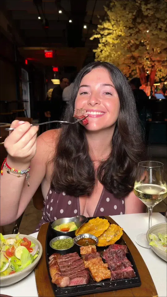 Mordisco Miami in Doral showing steakhouse, miami spice dinner, video by treatyoselfeverywhere on TikTok